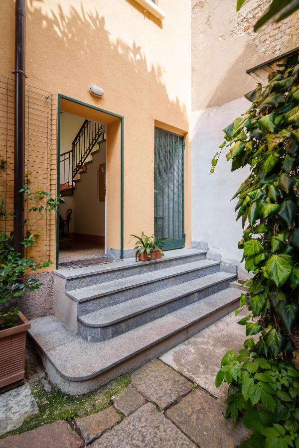 Accomodo Mib13 Bivano Navigli Milán Exteriér fotografie